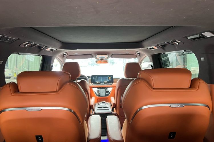 Used Hongqi HQ9 2023 2.0T Smart Connect Flagship Edition Interior 4