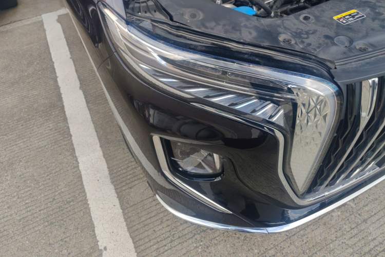 Used Hongqi HQ9 2023 2.0T Smart Connect Flagship Edition Right Front Headlight