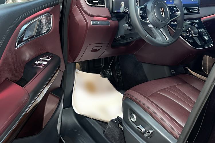 Used Hongqi HQ9 2023 2.0T Smart Connect Flagship Edition Interior 2