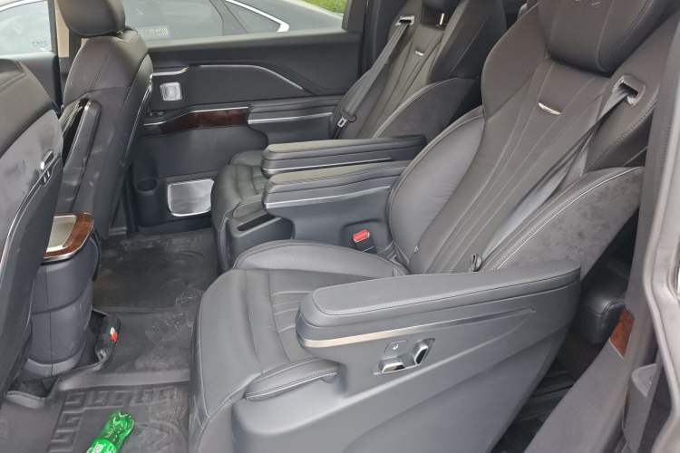 Used Hongqi HQ9 2023 2.0T Smart Connect Flagship Edition Left Rear Seat
