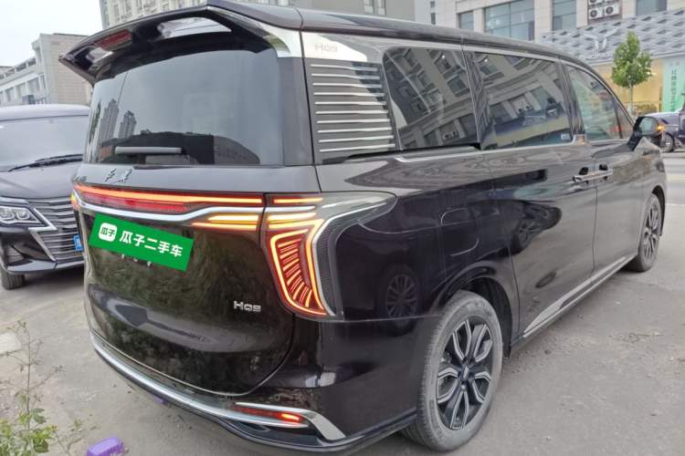 Used Hongqi HQ9 2023 2.0T Smart Connect Flagship Edition Rear Right 45 Deg