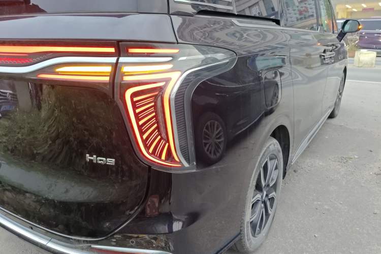 Used Hongqi HQ9 2023 2.0T Smart Connect Flagship Edition Right Rear Taillight
