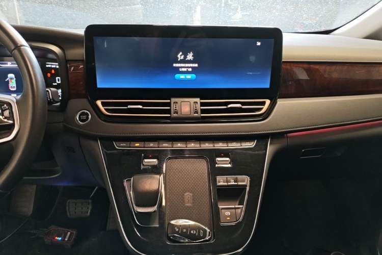 Used Hongqi HQ9 2023 2.0T Smart Connect Flagship Edition Audio And AC Panel