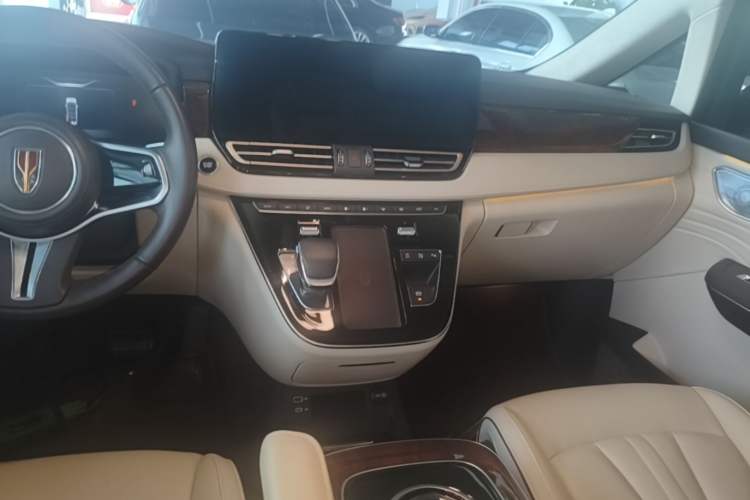 Used Hongqi HQ9 2023 2.0T Smart Connect Flagship Edition Audio And AC Panel