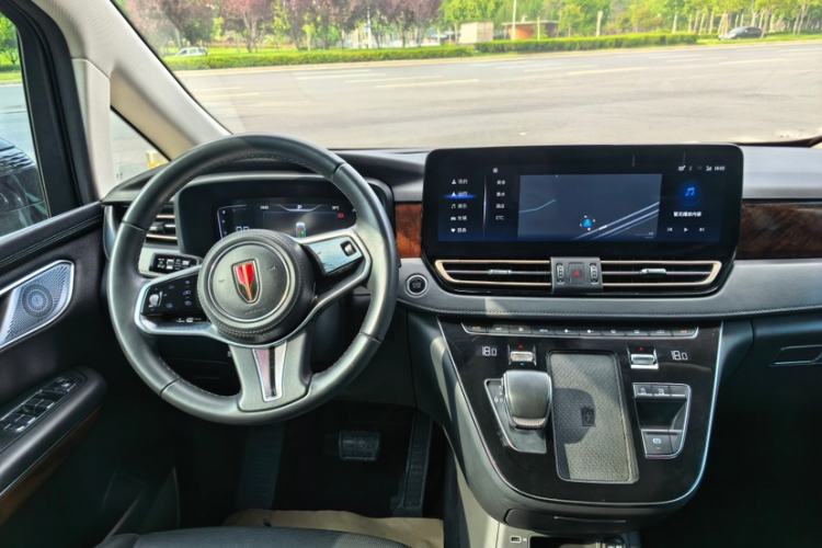 Used Hongqi HQ9 2023 2.0T Smart Connect Flagship Edition Audio And AC Panel