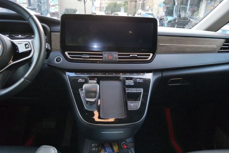 Used Hongqi HQ9 2023 2.0T Smart Connect Flagship Edition Audio And AC Panel