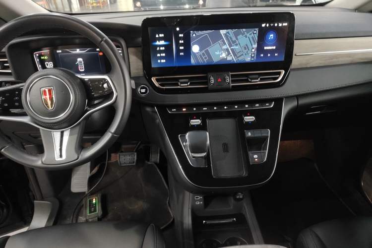 Used Hongqi HQ9 2023 2.0T Smart Connect Flagship Edition Audio And AC Panel