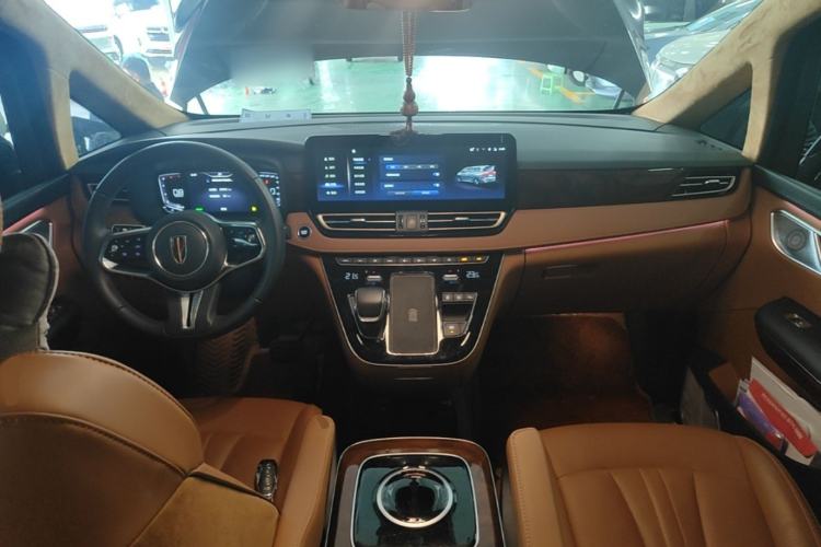 Used Hongqi HQ9 2023 2.0T Smart Connect Flagship Edition Center Console