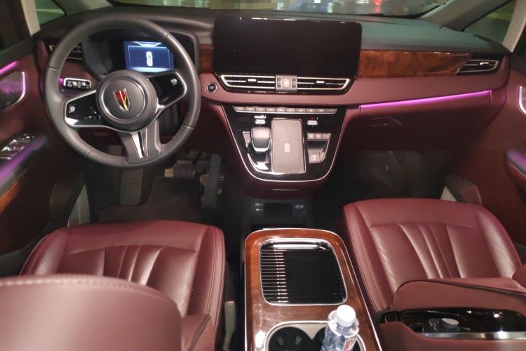 Used Hongqi HQ9 2023 2.0T Smart Connect Flagship Edition Center Console