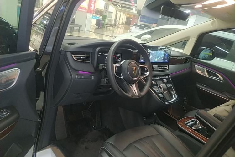Used Hongqi HQ9 2023 2.0T Smart Connect Flagship Edition Center Console