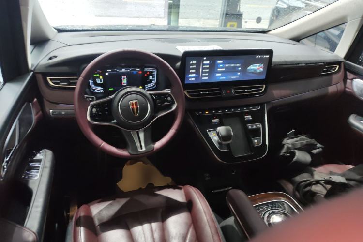 Used Hongqi HQ9 2023 2.0T Smart Connect Flagship Edition Center Console