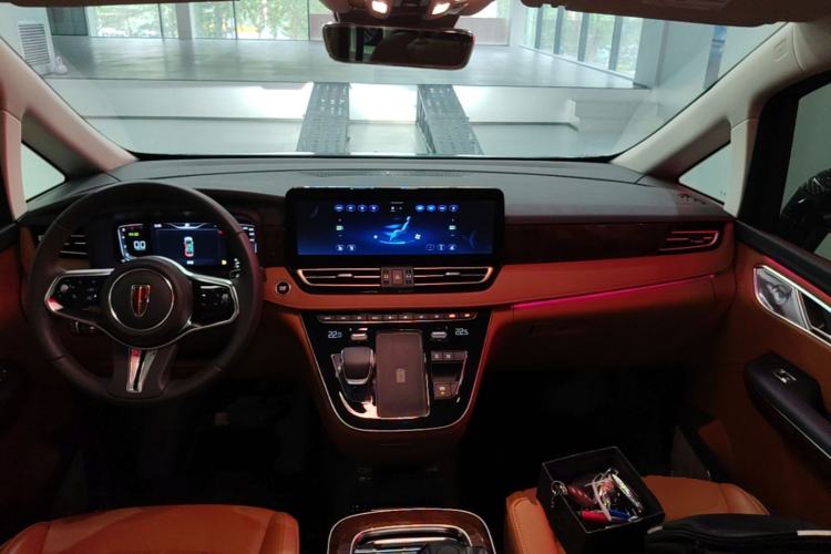 Used Hongqi HQ9 2023 2.0T Smart Connect Flagship Edition Center Console