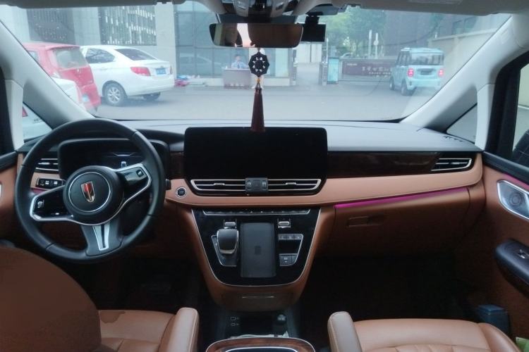 Used Hongqi HQ9 2023 2.0T Smart Connect Flagship Edition Center Console