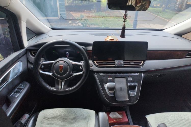 Used Hongqi HQ9 2023 2.0T Smart Connect Flagship Edition Center Console