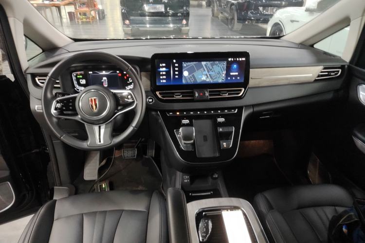 Used Hongqi HQ9 2023 2.0T Smart Connect Flagship Edition Center Console