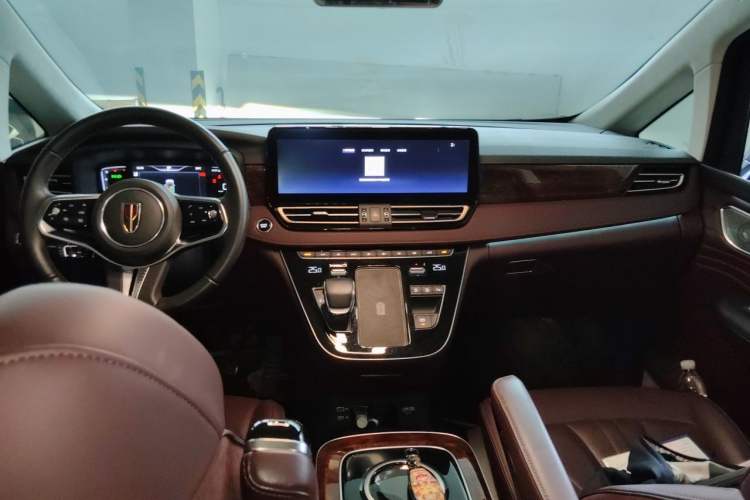 Used Hongqi HQ9 2023 2.0T Smart Connect Flagship Edition Center Console
