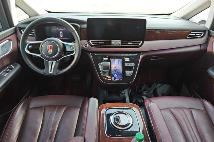 Used Hongqi HQ9 2023 2.0T Smart Connect Flagship Edition Center Console