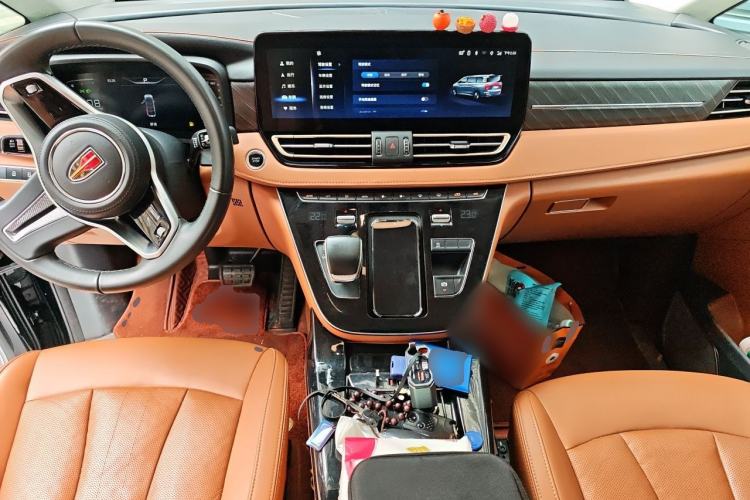 Used Hongqi HQ9 2023 2.0T Smart Connect Flagship Edition Center Console