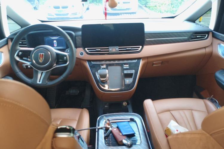 Used Hongqi HQ9 2023 2.0T Smart Connect Flagship Edition Center Console