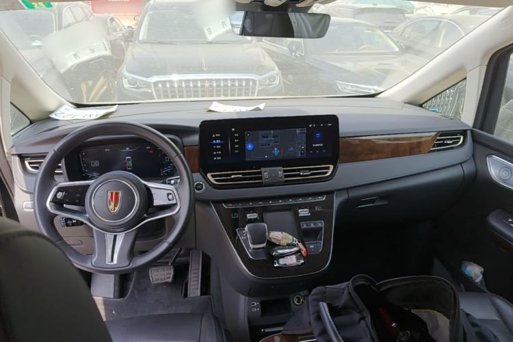 Used Hongqi HQ9 2023 2.0T Smart Connect Flagship Edition Center Console