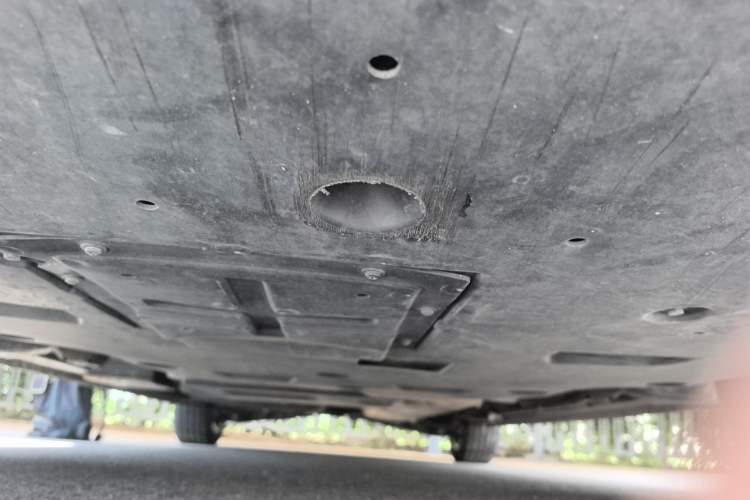 Used Hongqi HQ9 2023 2.0T Smart Connect Flagship Edition Chassis Front