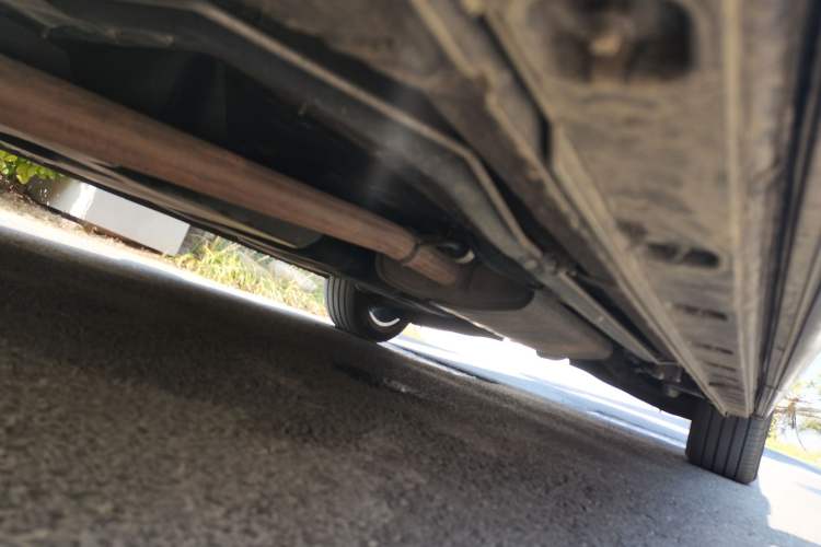 Used Hongqi HQ9 2023 2.0T Smart Connect Flagship Edition Chassis Front Left