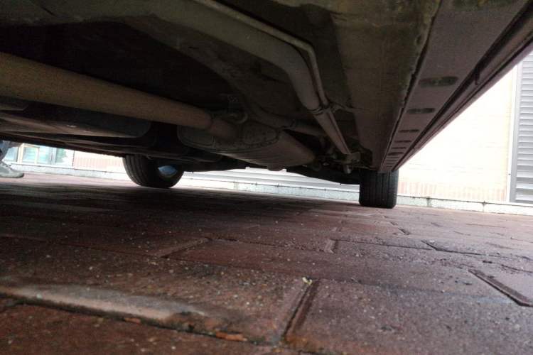 Used Hongqi HQ9 2023 2.0T Smart Connect Flagship Edition Chassis Front Left