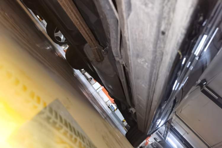 Used Hongqi HQ9 2023 2.0T Smart Connect Flagship Edition Chassis Front Left