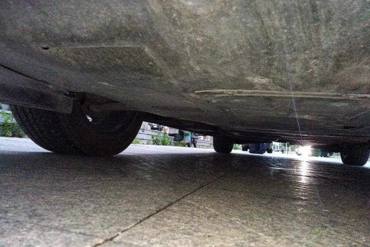 Used Hongqi HQ9 2023 2.0T Smart Connect Flagship Edition Chassis Front Right