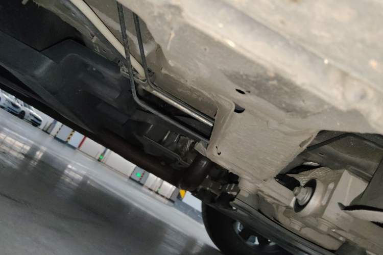 Used Hongqi HQ9 2023 2.0T Smart Connect Flagship Edition Chassis Front Right