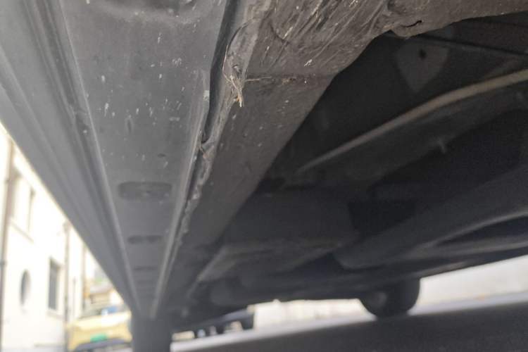 Used Hongqi HQ9 2023 2.0T Smart Connect Flagship Edition Chassis Front Right