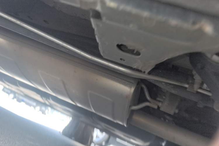Used Hongqi HQ9 2023 2.0T Smart Connect Flagship Edition Chassis Rear Left