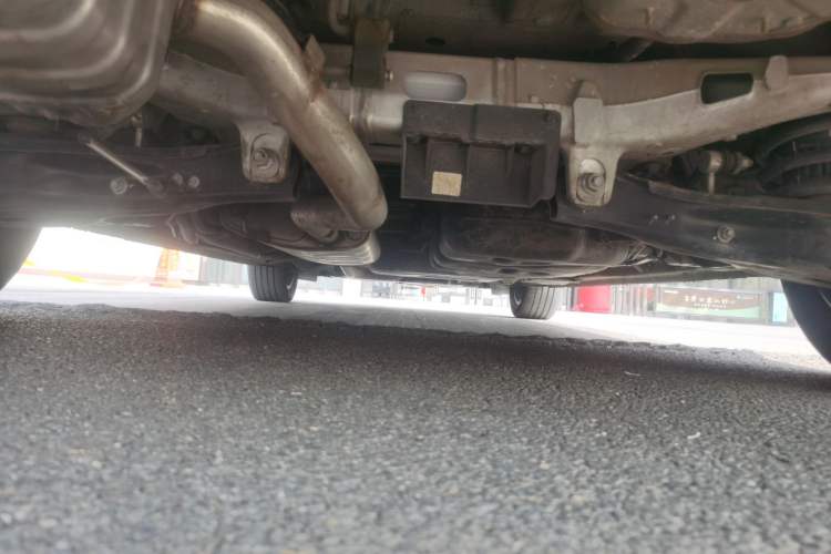 Used Hongqi HQ9 2023 2.0T Smart Connect Flagship Edition Chassis Rear Left