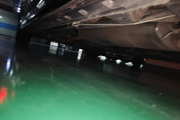 Used Hongqi HQ9 2023 2.0T Smart Connect Flagship Edition Chassis Rear Left