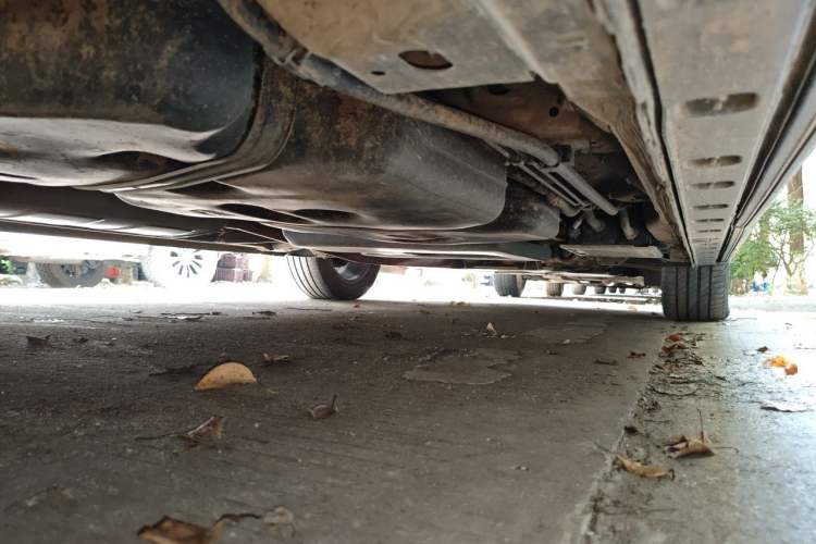 Used Hongqi HQ9 2023 2.0T Smart Connect Flagship Edition Chassis Rear Right