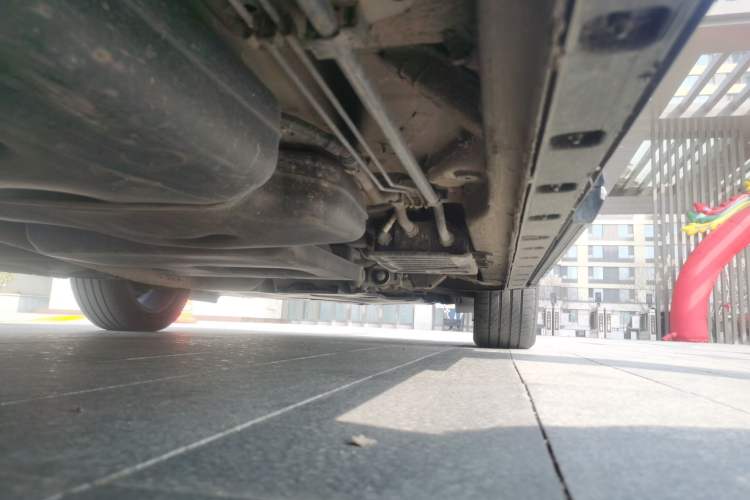 Used Hongqi HQ9 2023 2.0T Smart Connect Flagship Edition Chassis Rear Right