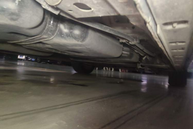 Used Hongqi HQ9 2023 2.0T Smart Connect Flagship Edition Chassis Rear Right