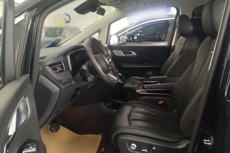 Used Hongqi HQ9 2023 2.0T Smart Connect Flagship Edition Driver Seat
