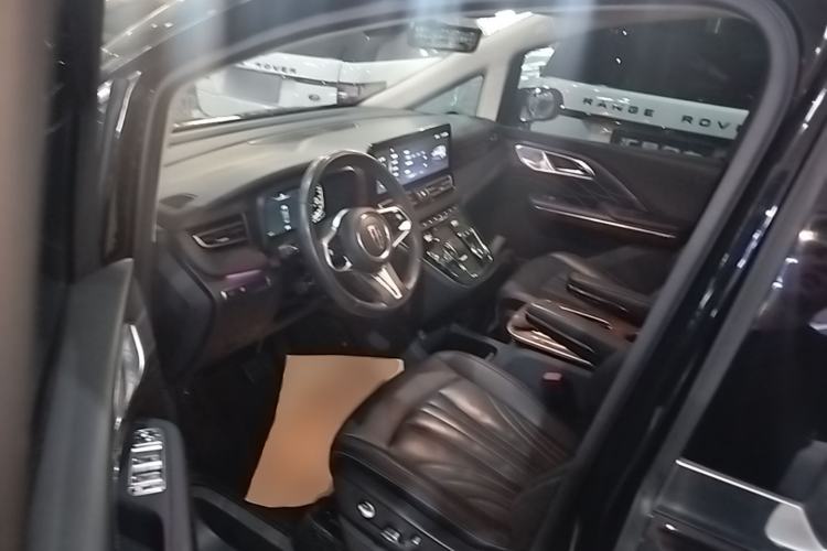 Used Hongqi HQ9 2023 2.0T Smart Connect Flagship Edition Driver Seat