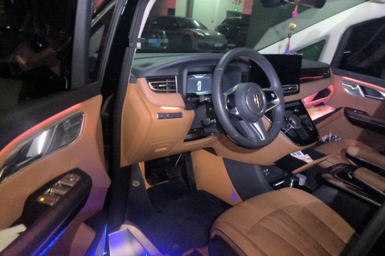 Used Hongqi HQ9 2023 2.0T Smart Connect Flagship Edition Driver Seat