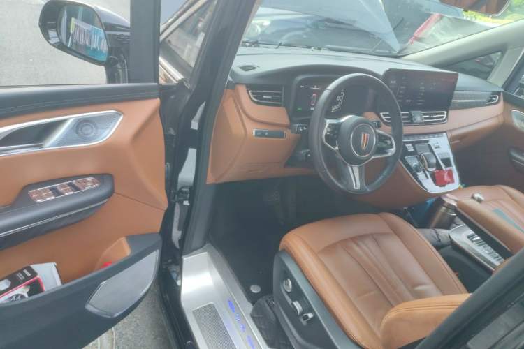 Used Hongqi HQ9 2023 2.0T Smart Connect Flagship Edition Driver Seat