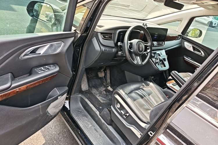 Used Hongqi HQ9 2023 2.0T Smart Connect Flagship Edition Driver Seat