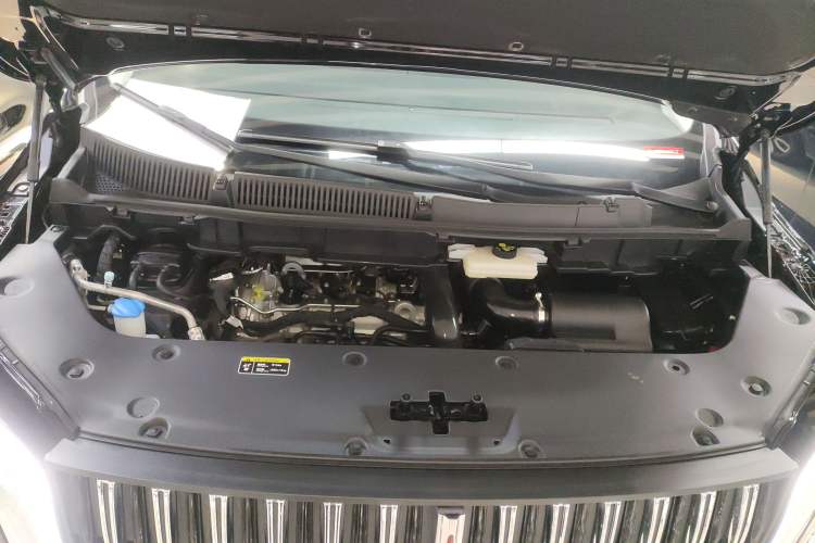 Used Hongqi HQ9 2023 2.0T Smart Connect Flagship Edition Engine Bay