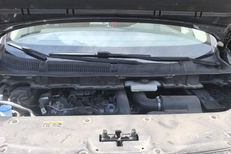 Used Hongqi HQ9 2023 2.0T Smart Connect Flagship Edition Engine Bay