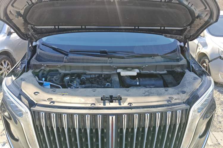 Used Hongqi HQ9 2023 2.0T Smart Connect Flagship Edition Engine Bay
