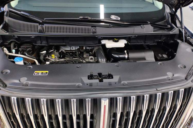 Used Hongqi HQ9 2023 2.0T Smart Connect Flagship Edition Engine Bay