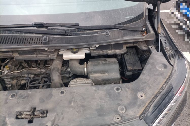 Used Hongqi HQ9 2023 2.0T Smart Connect Flagship Edition Engine Bay Left