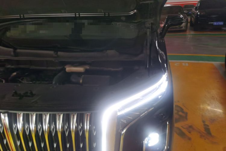 Used Hongqi HQ9 2023 2.0T Smart Connect Flagship Edition Engine Bay Left