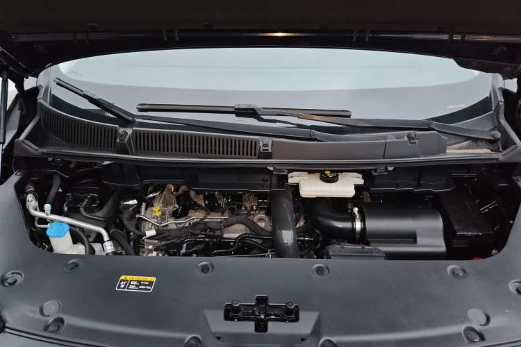 Used Hongqi HQ9 2023 2.0T Smart Connect Flagship Edition Engine Bay