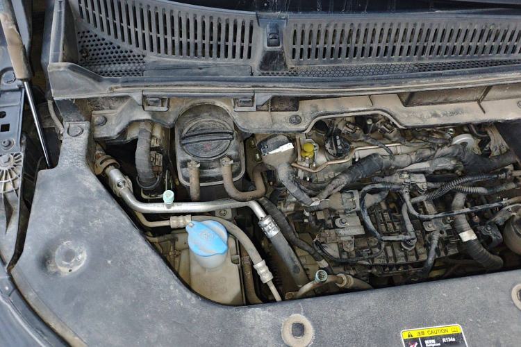 Used Hongqi HQ9 2023 2.0T Smart Connect Flagship Edition Engine Bay Right